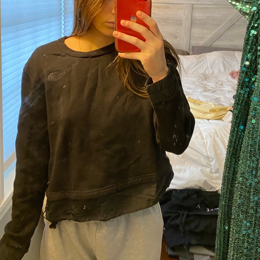 north face pull over sweatshirt